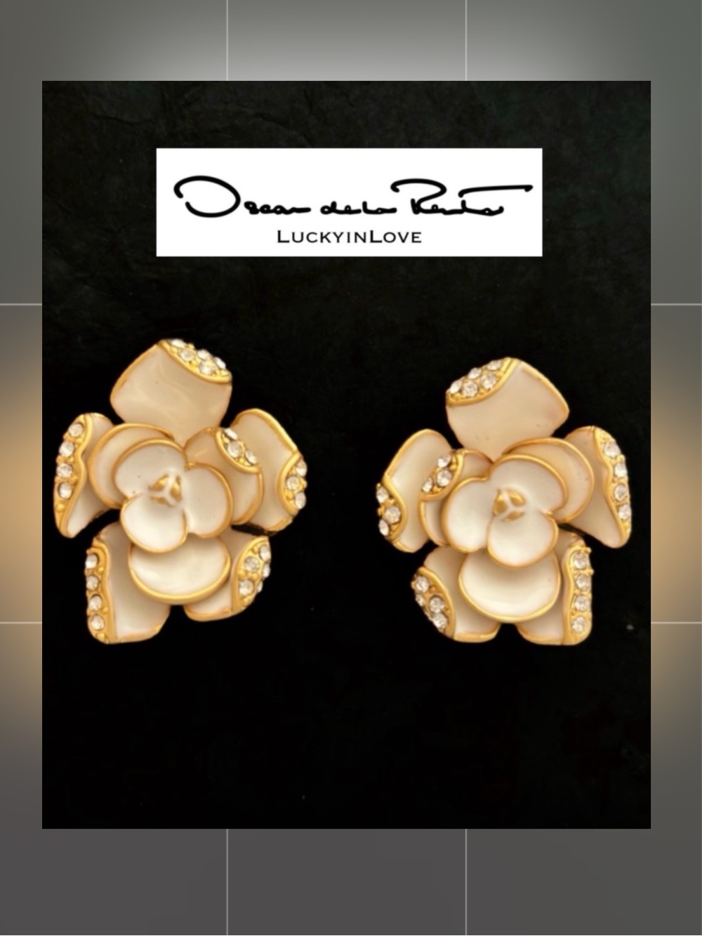 OSCAR DE LA RENTA
Small Rose Flower Gold and White Earrings